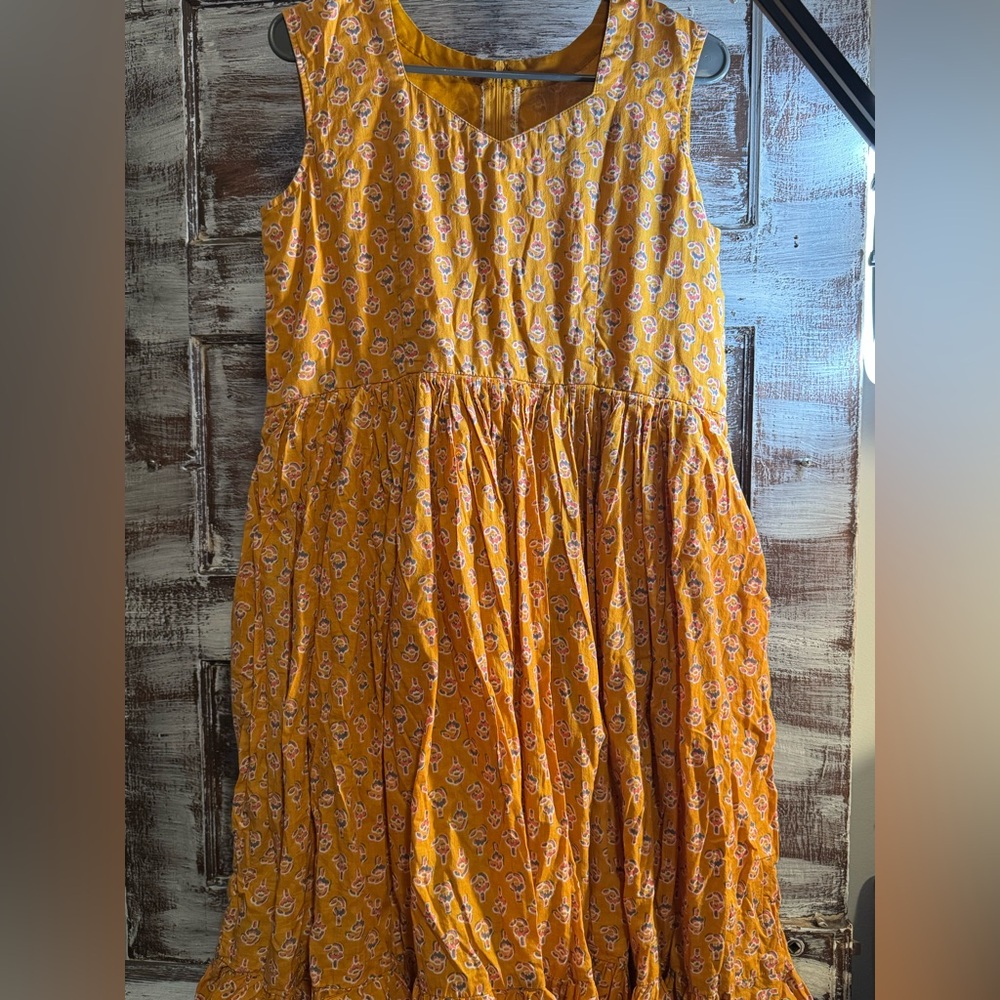 Sleeveless Yellow Floral Midi Dress with Gathered Waist